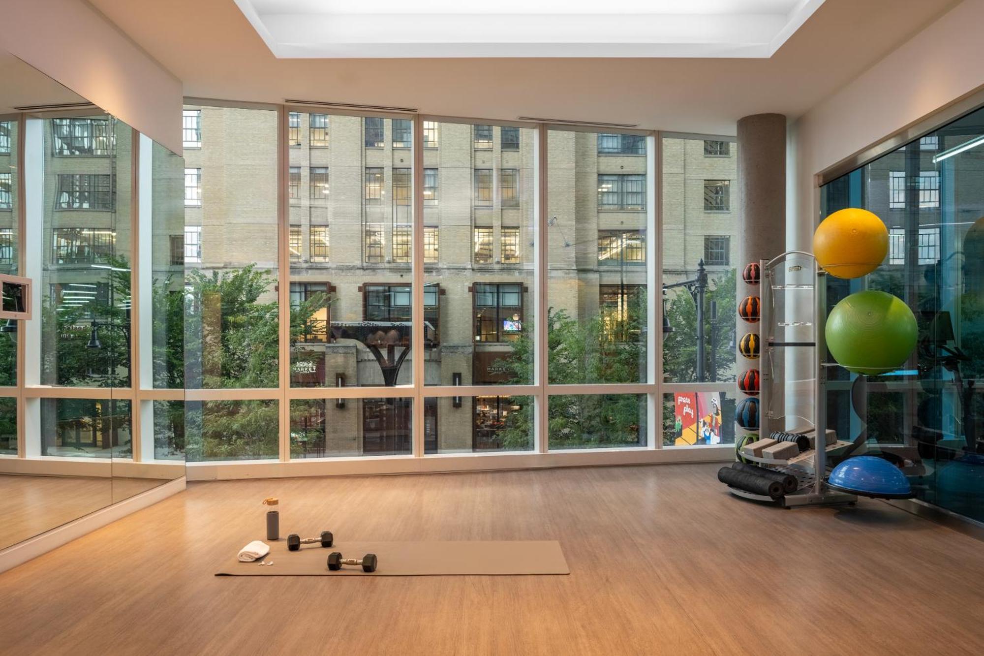 Sonder By Marriott Bonvoy Pierce Boston Apartments Fenway Kültér fotó